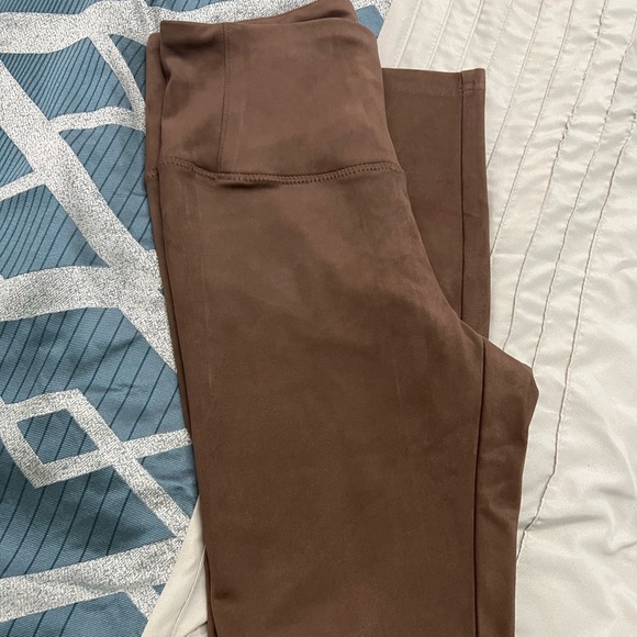 HILARY RADLEY TAN STRETCH SUEDE PANTS - Picture 2 of 3